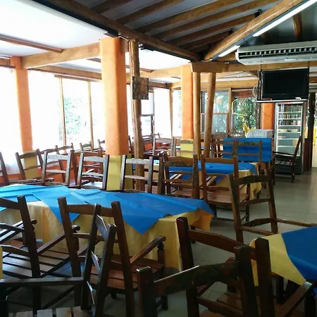 La Mariposa Camping