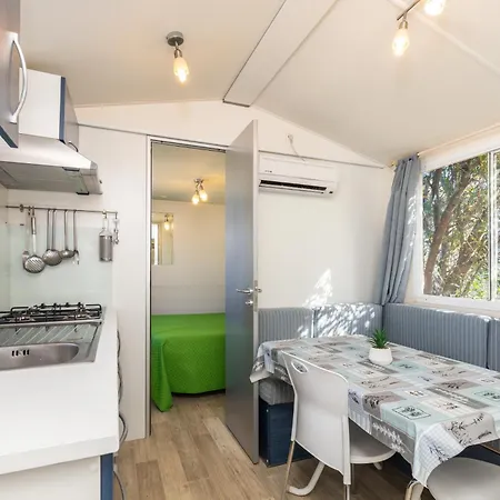 La Mariposa Camping
